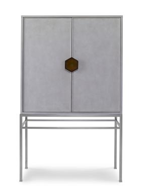 CR9-783 - Details I Bar Cabinet with Mirrored Back Panel